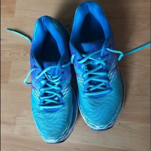 ASICS Gel nimbus 18 running shoes